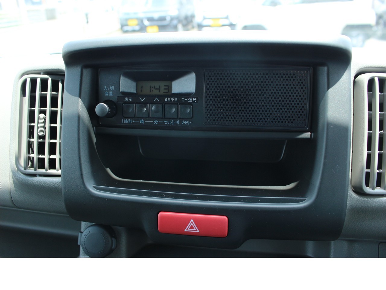 ミツビシ ミニキャブバン18枚目