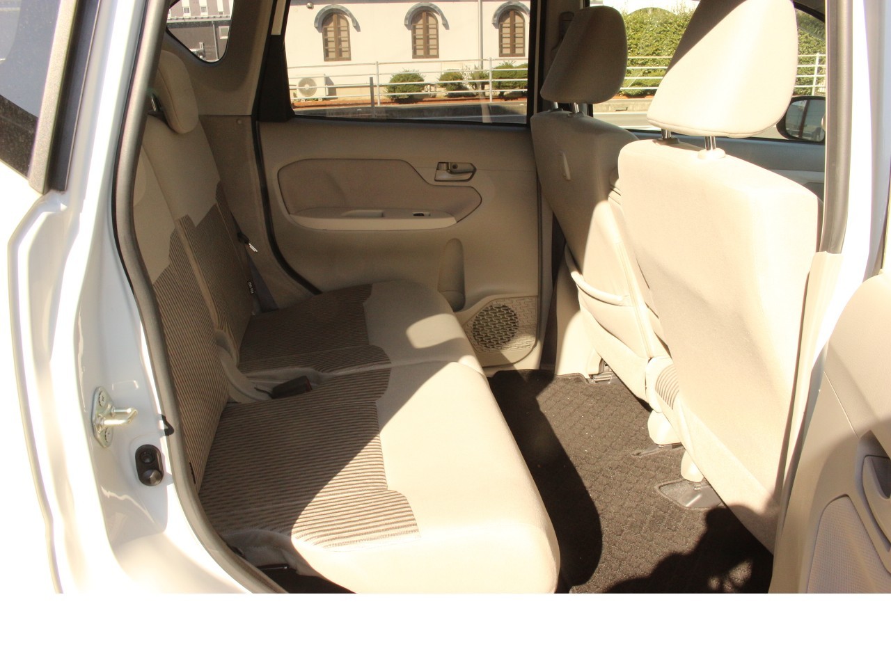 ダイハツ ムーヴ16枚目