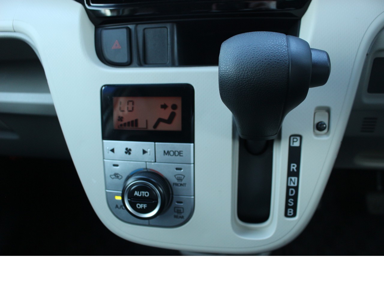 ダイハツ ムーヴ15枚目