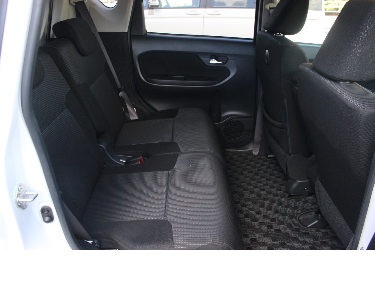 ダイハツ ムーヴ17枚目