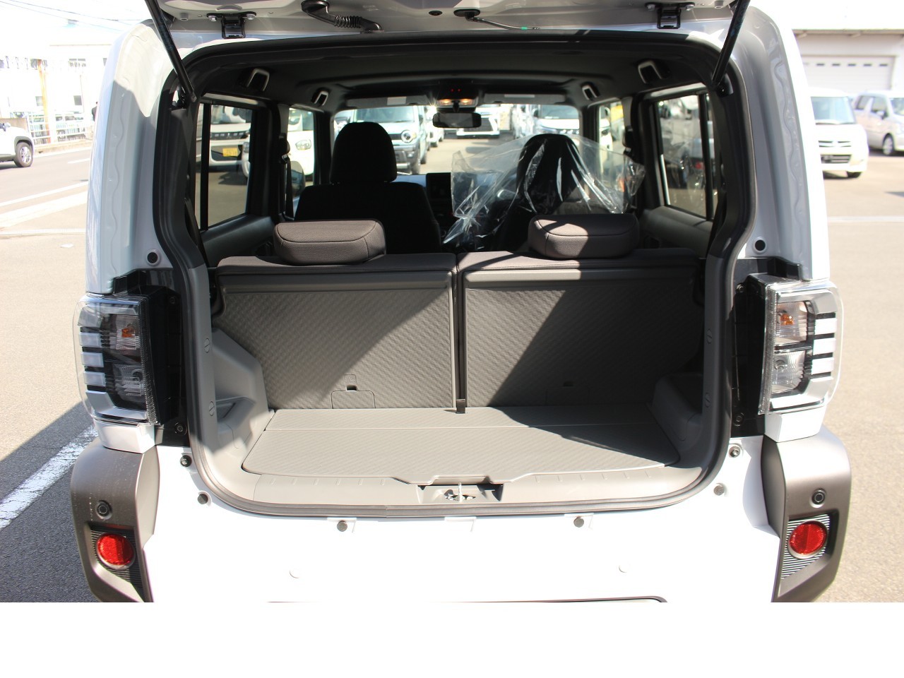 ダイハツ タフト11枚目