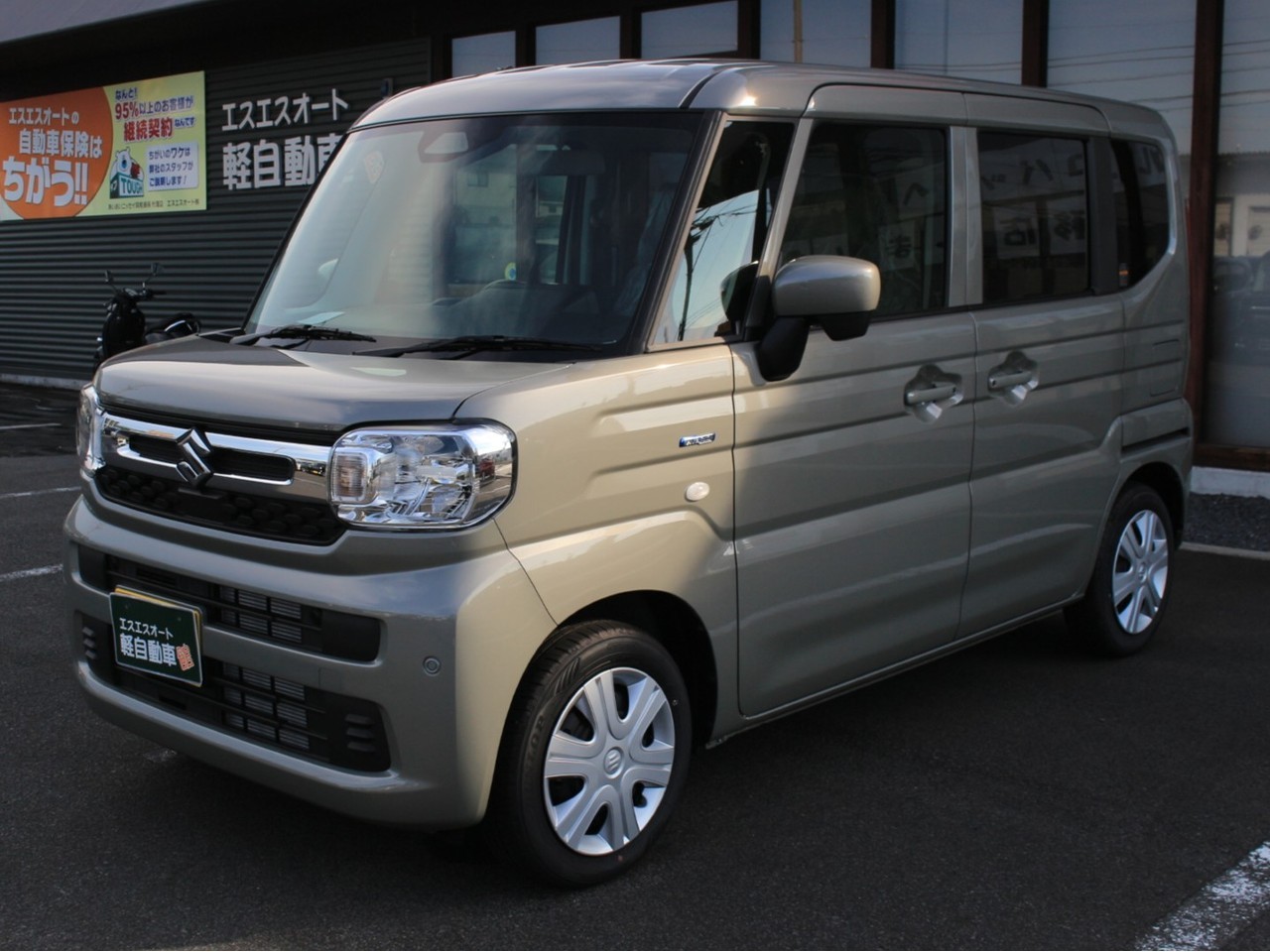 スズキ スペーシア7枚目