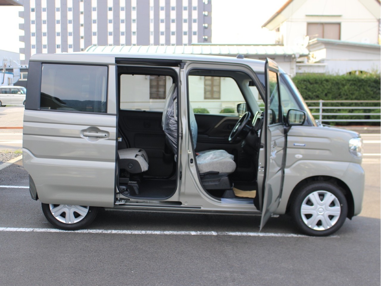 スズキ スペーシア8枚目