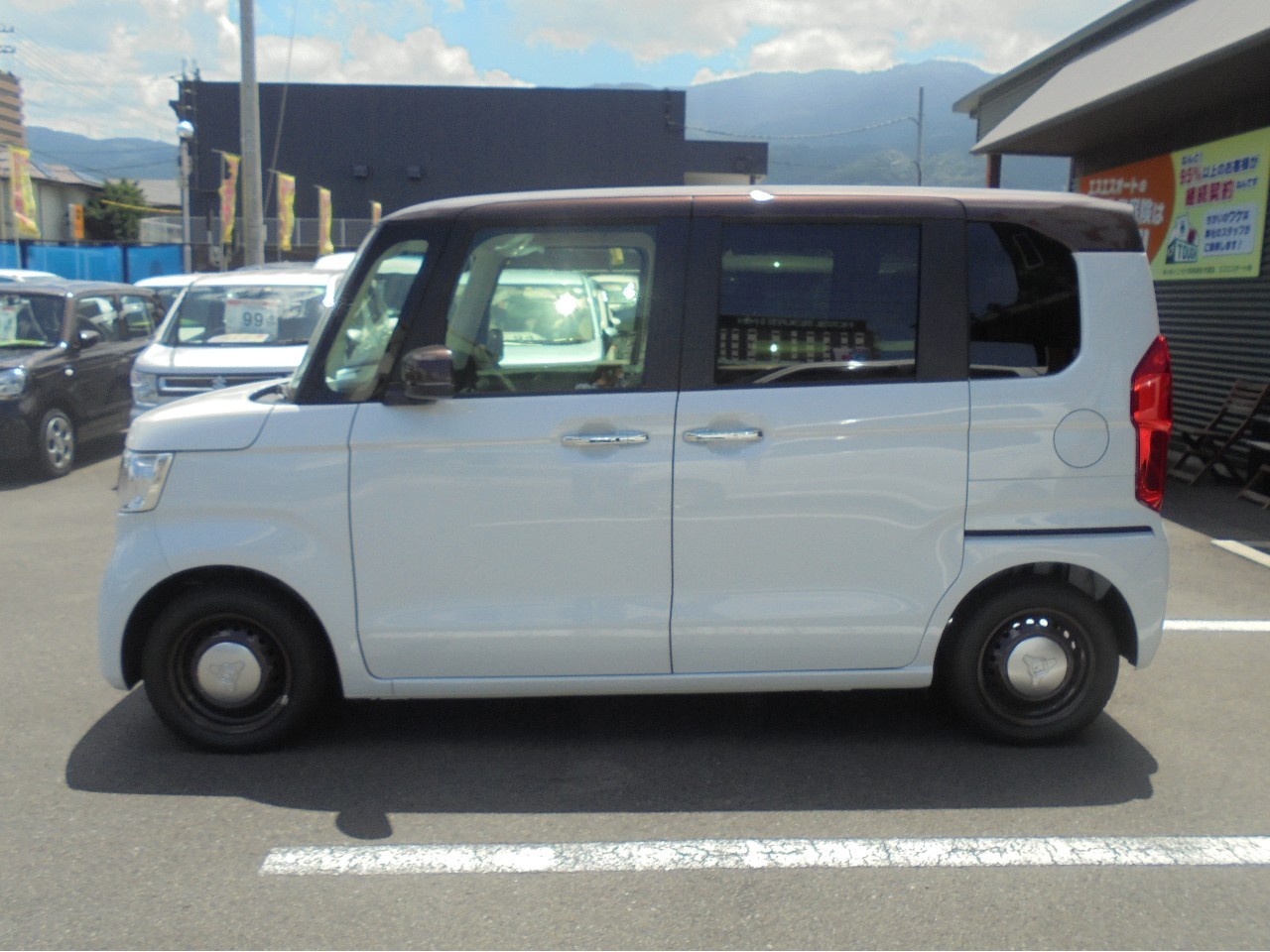 ホンダ N-BOX13枚目