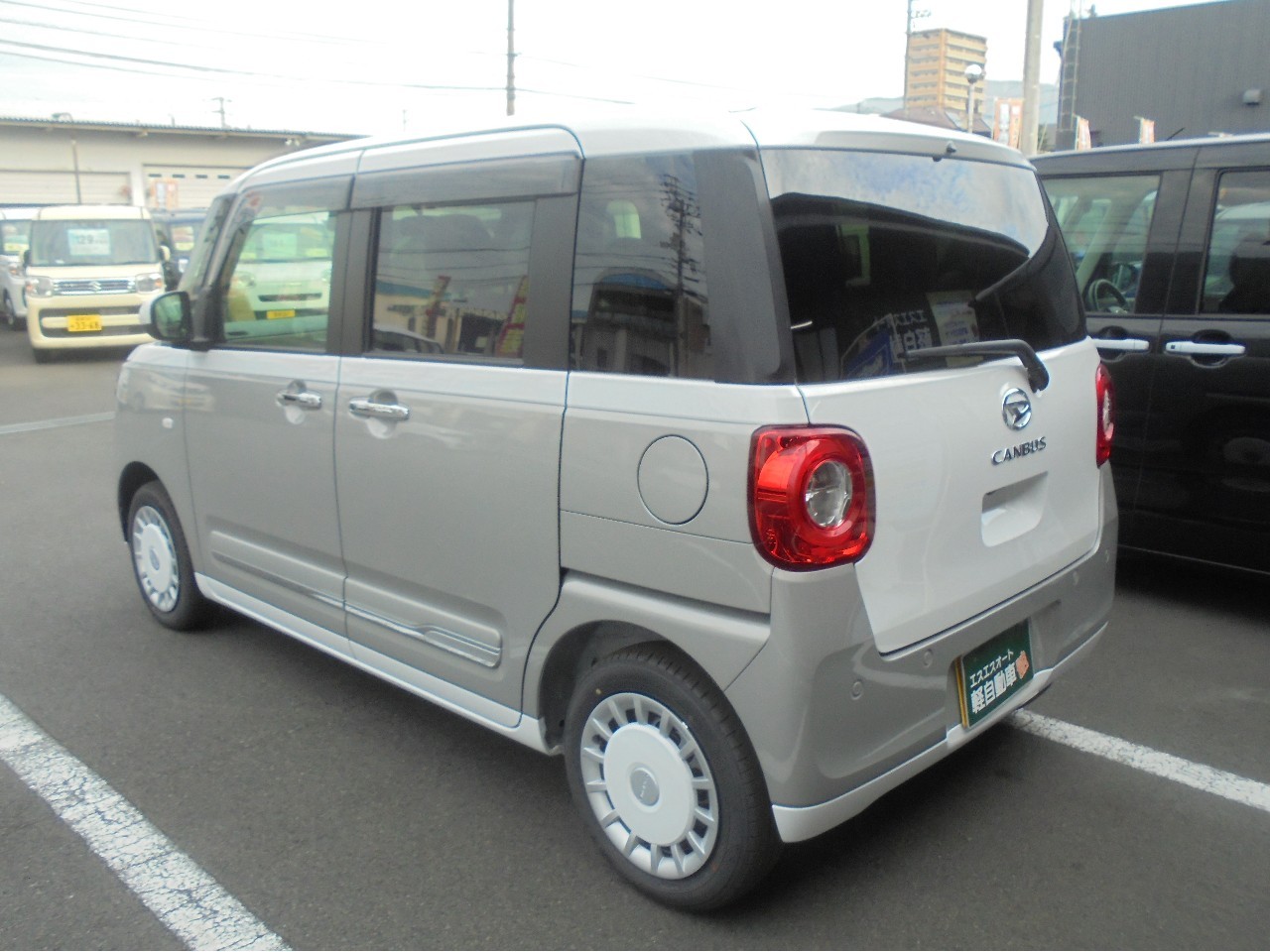 ダイハツ ムーヴキャンバス9枚目