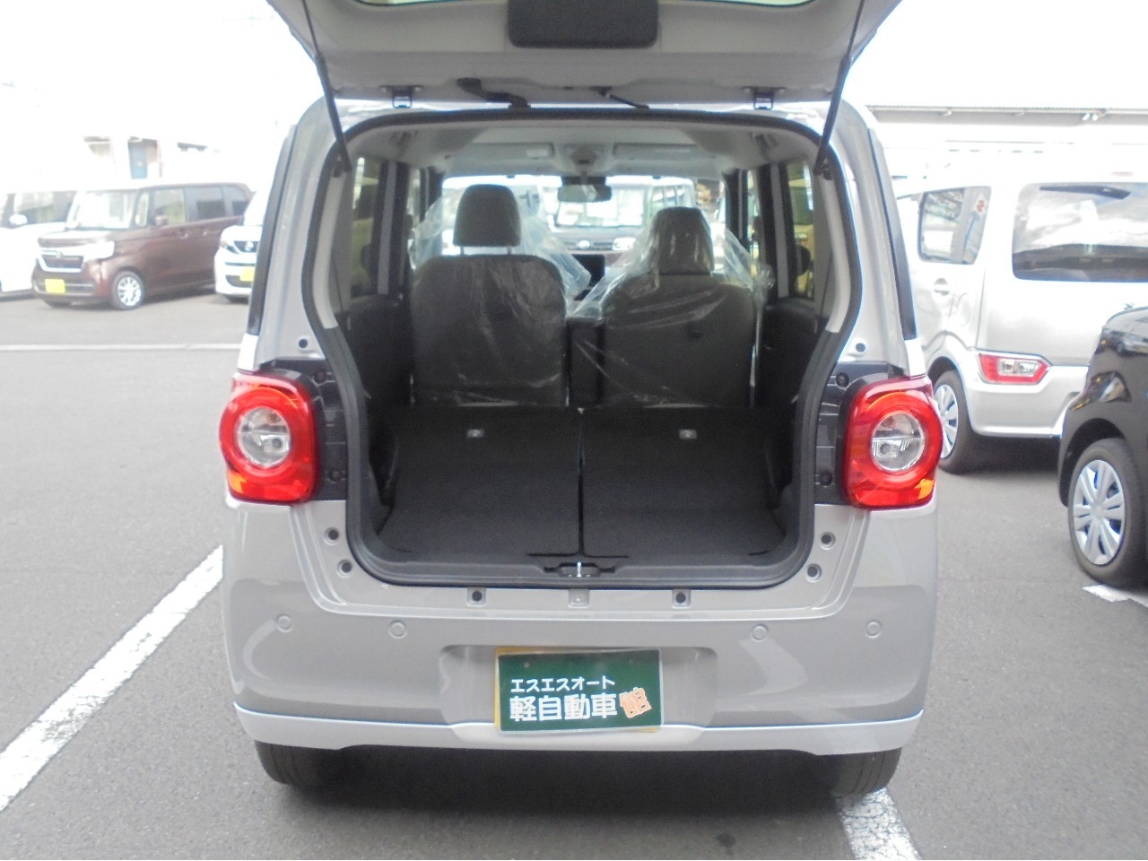 ダイハツ ムーヴキャンバス13枚目