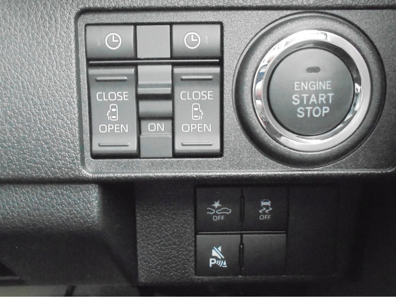 ダイハツ ムーヴキャンバス19枚目