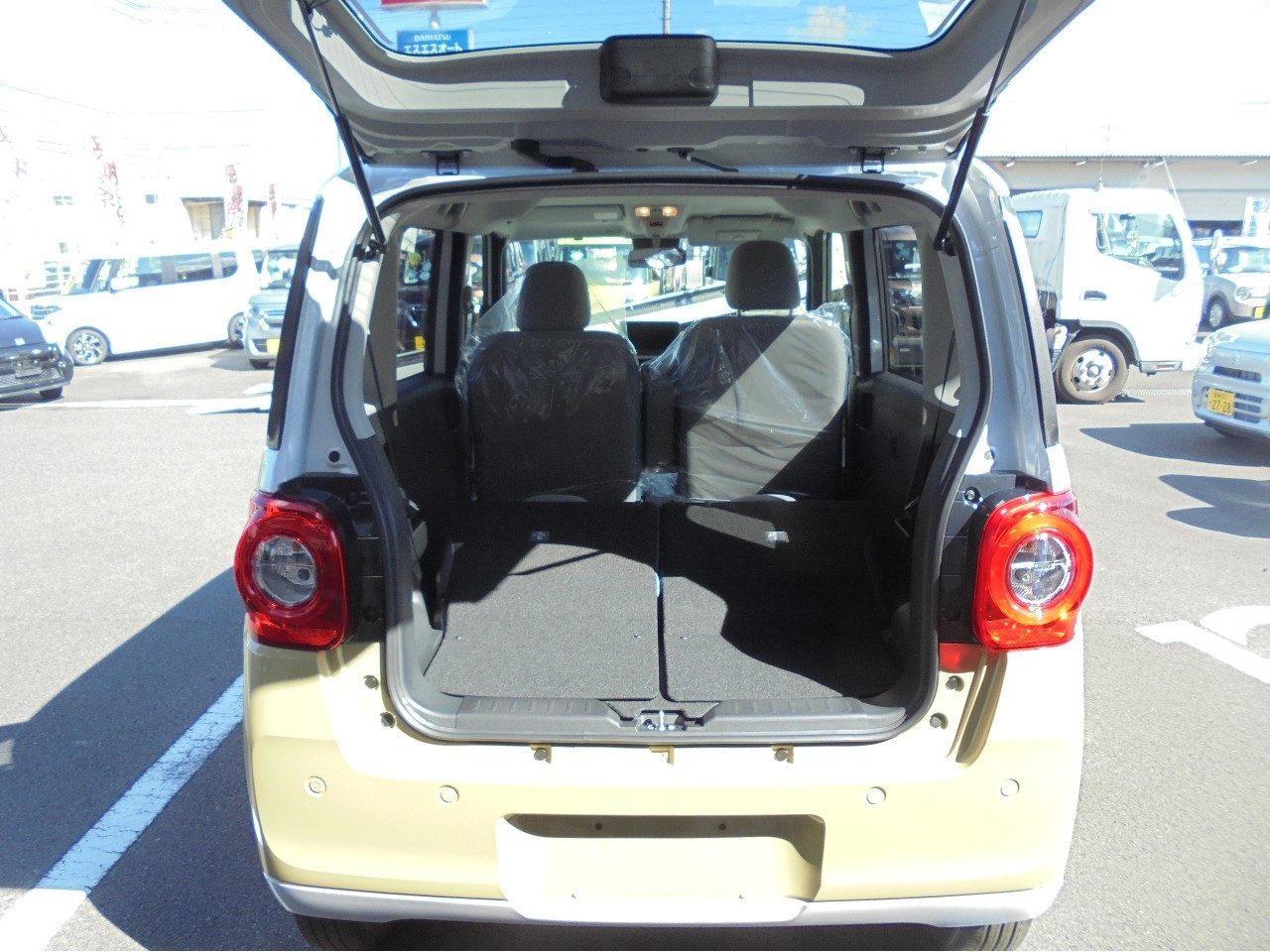ダイハツ ムーヴキャンバス13枚目