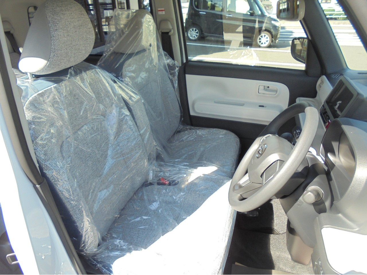 ダイハツ ムーヴキャンバス14枚目