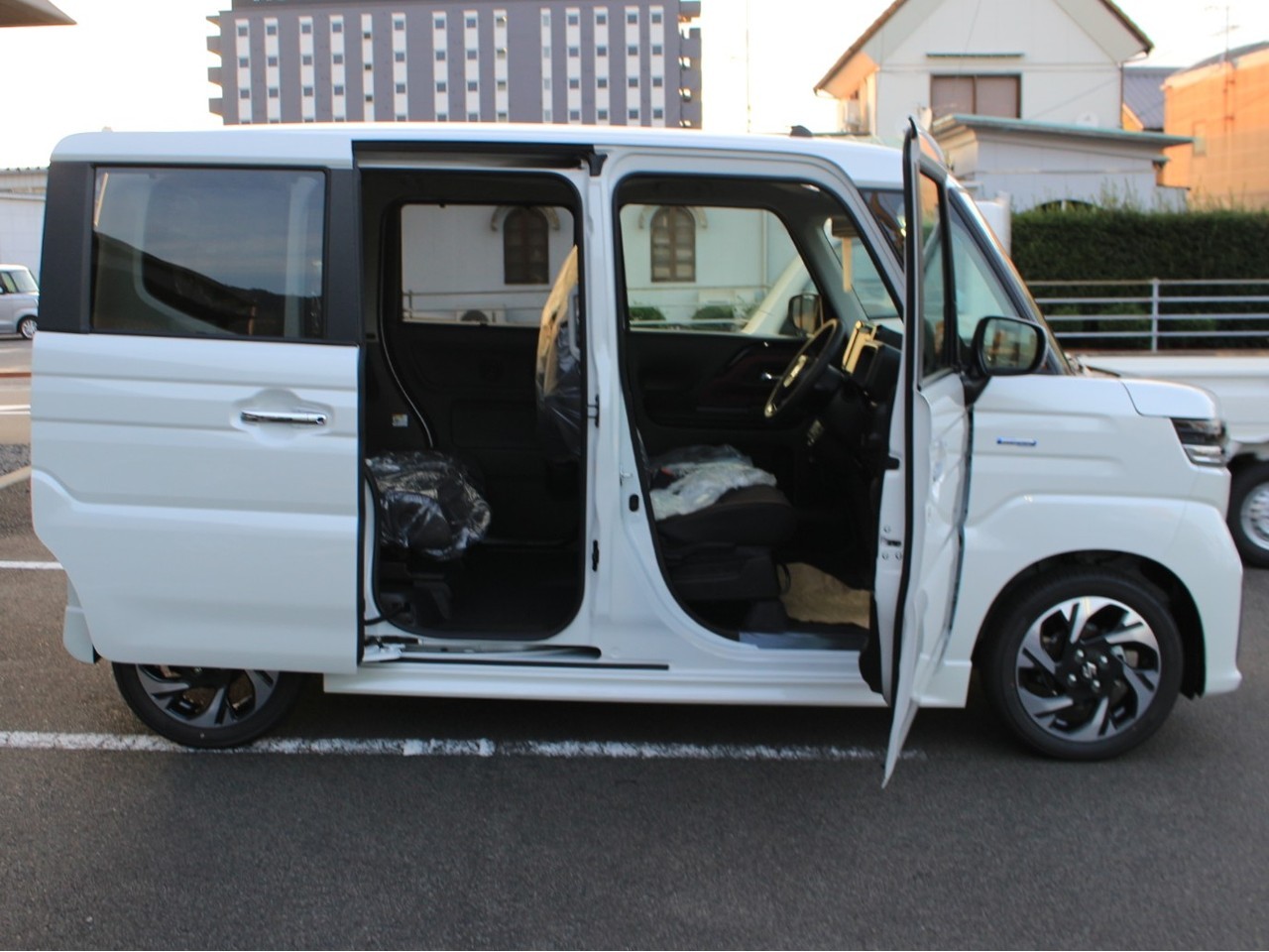 スズキ スペーシアカスタム8枚目