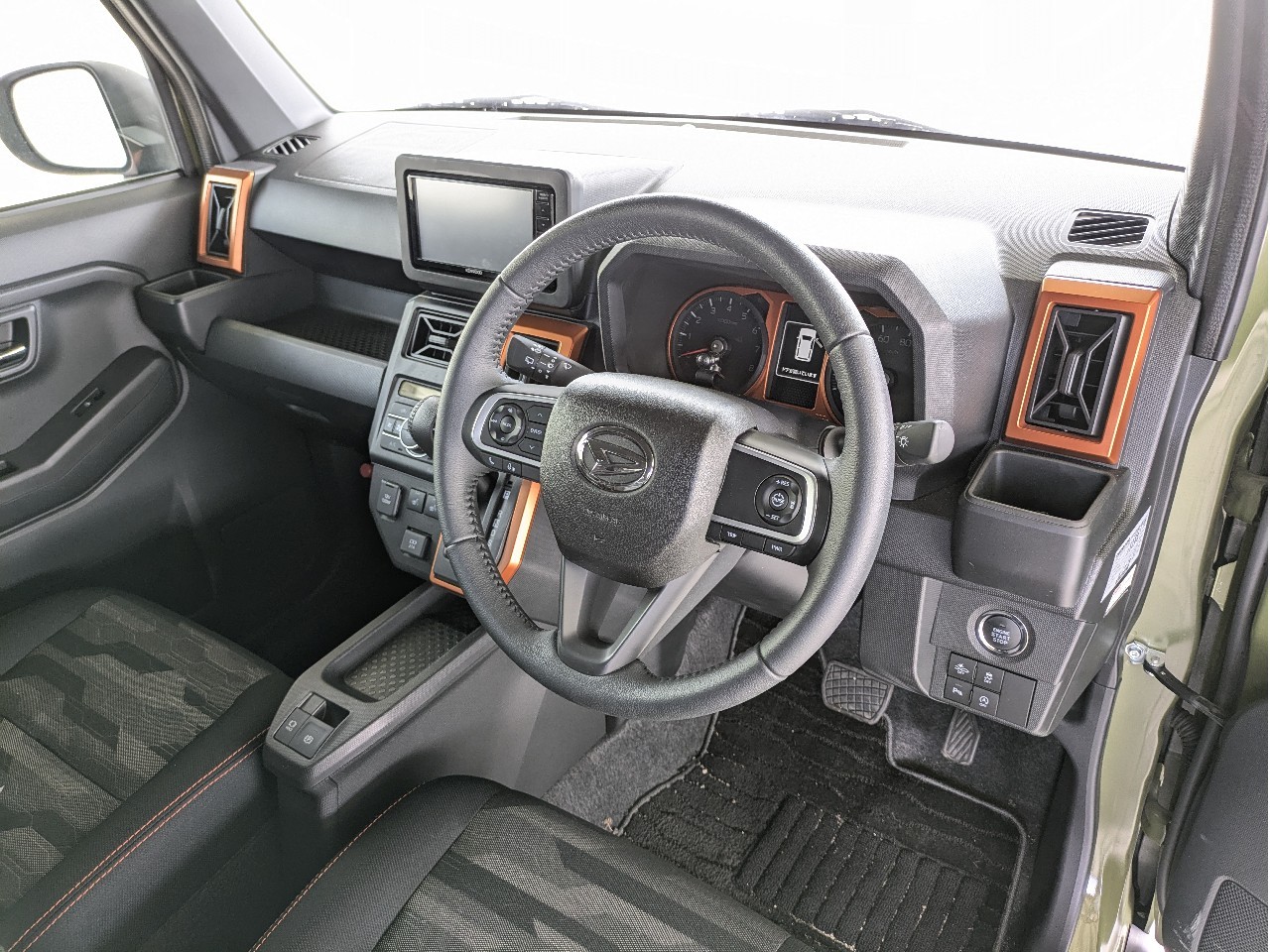 ダイハツ タフト3枚目