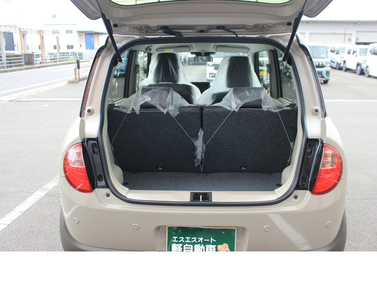 スズキ アルトラパン11枚目