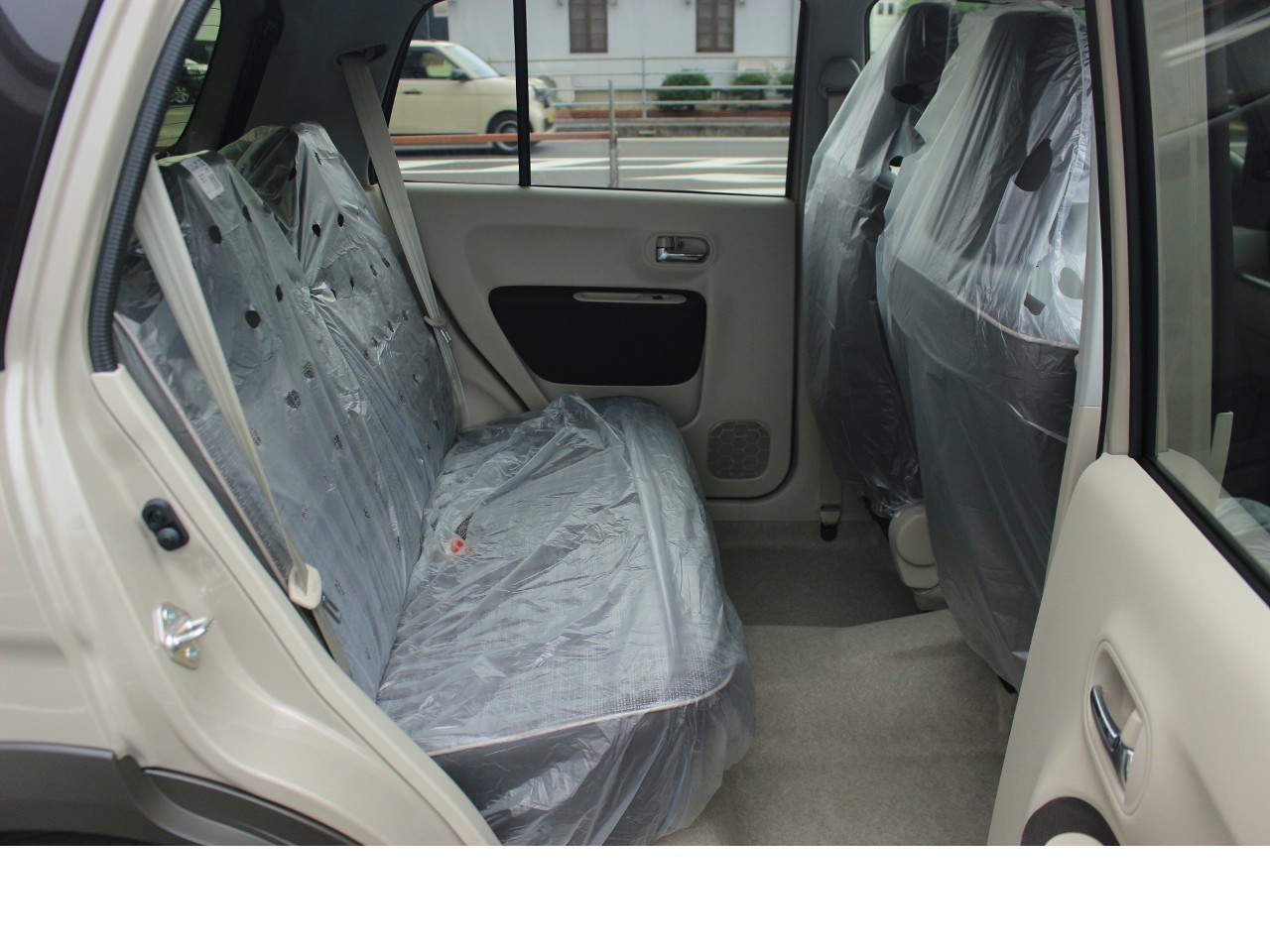 スズキ アルトラパン15枚目