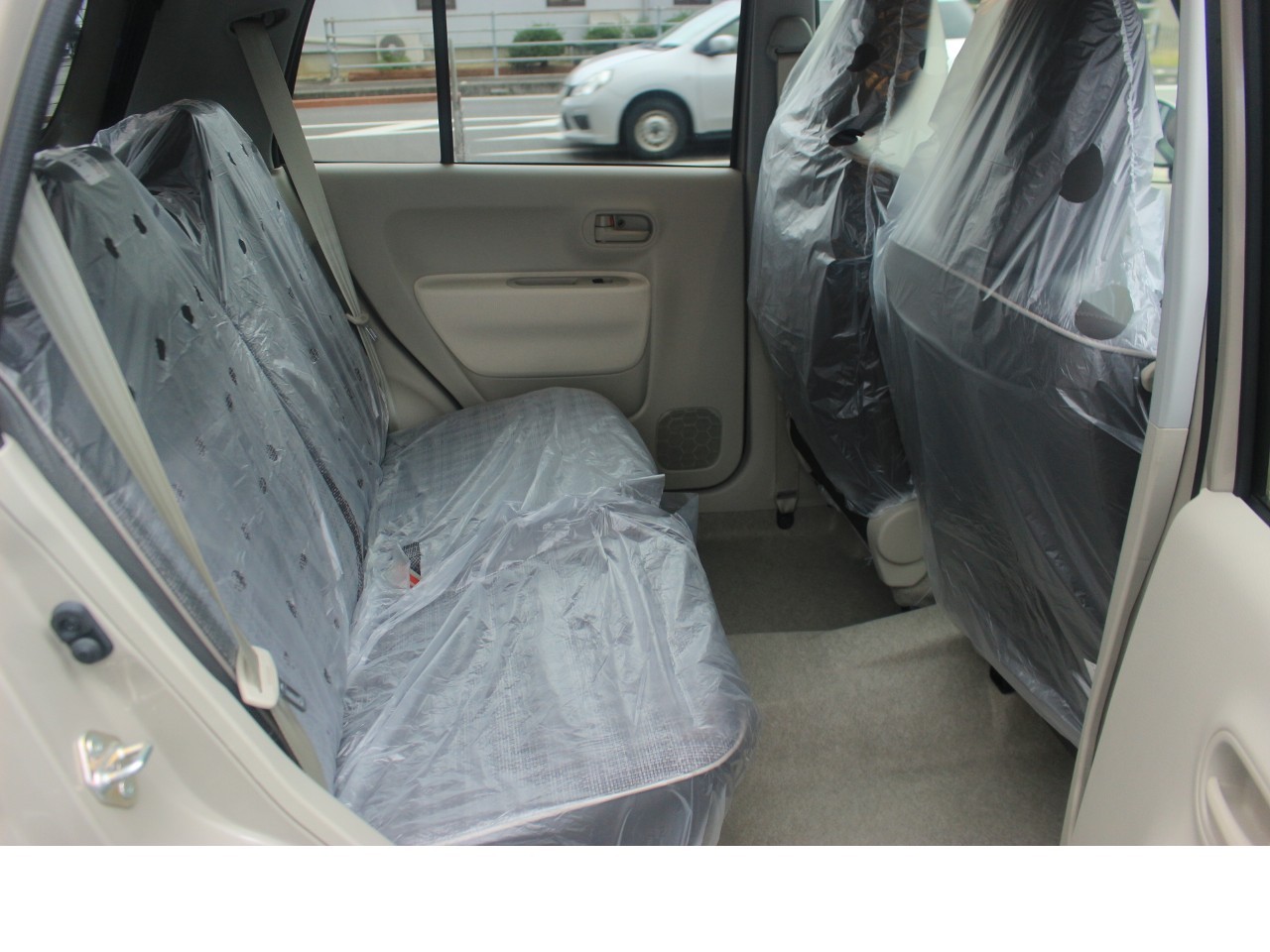 スズキ アルトラパン15枚目