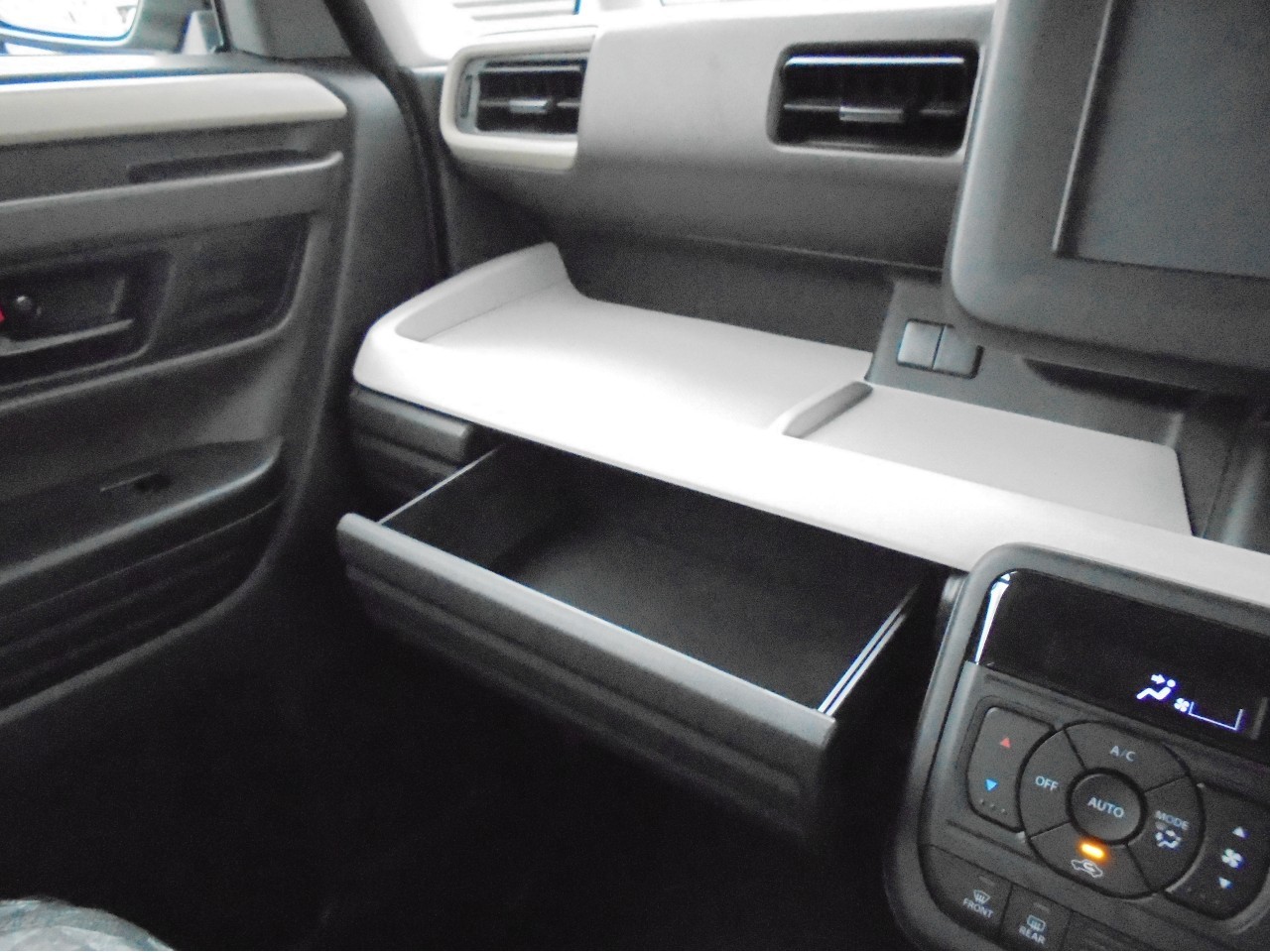 スズキ スペーシア18枚目