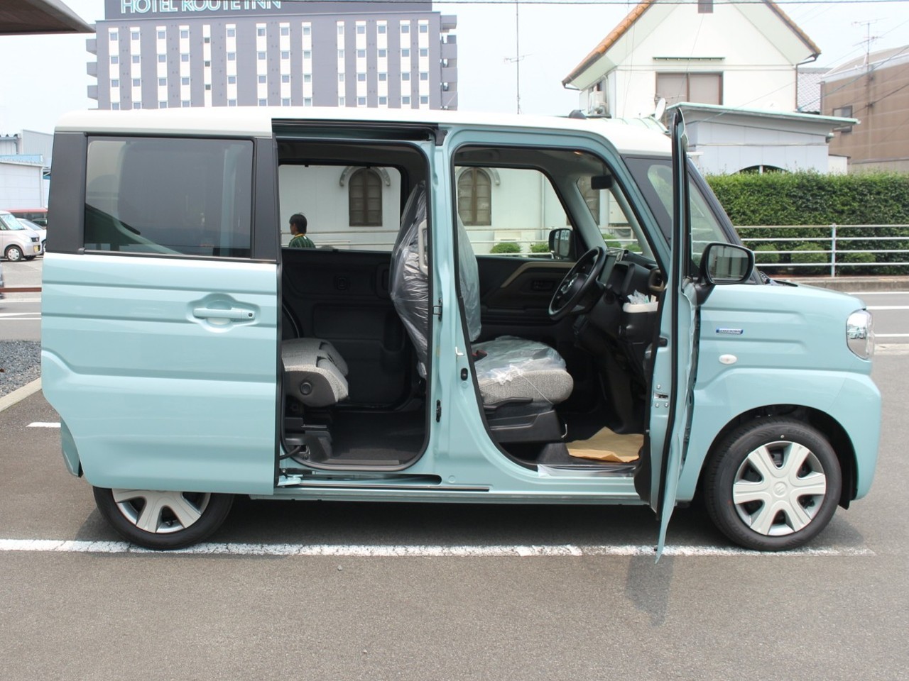 スズキ スペーシア8枚目