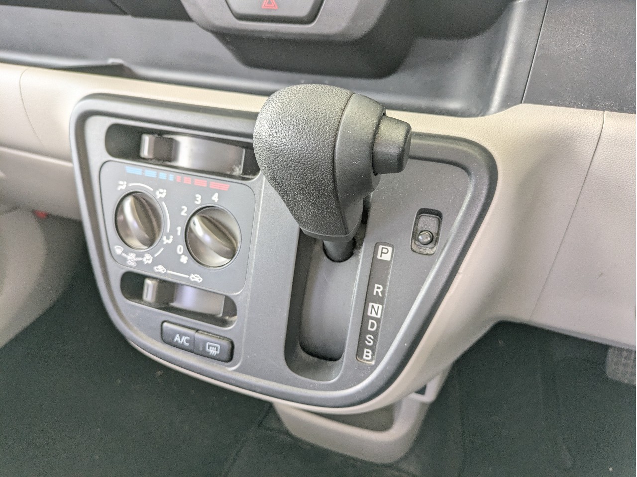 ダイハツ ブーン16枚目