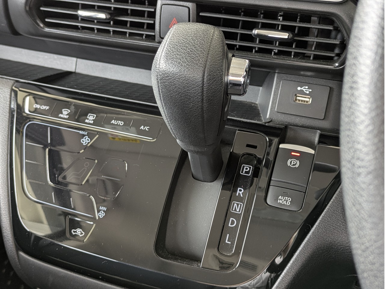 ニッサン ルークス16枚目