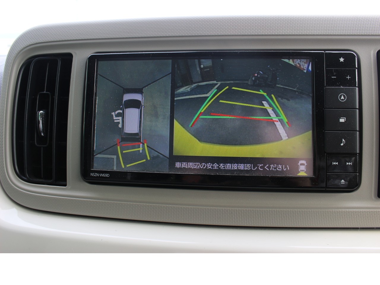 ダイハツ ミラ トコット7枚目