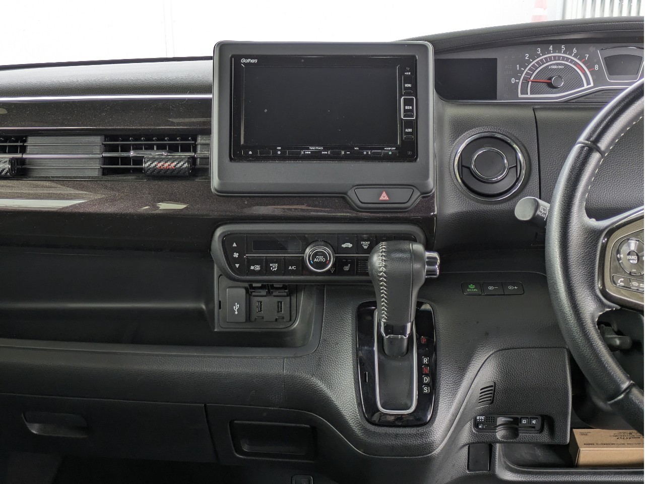 ホンダ N-BOX18枚目