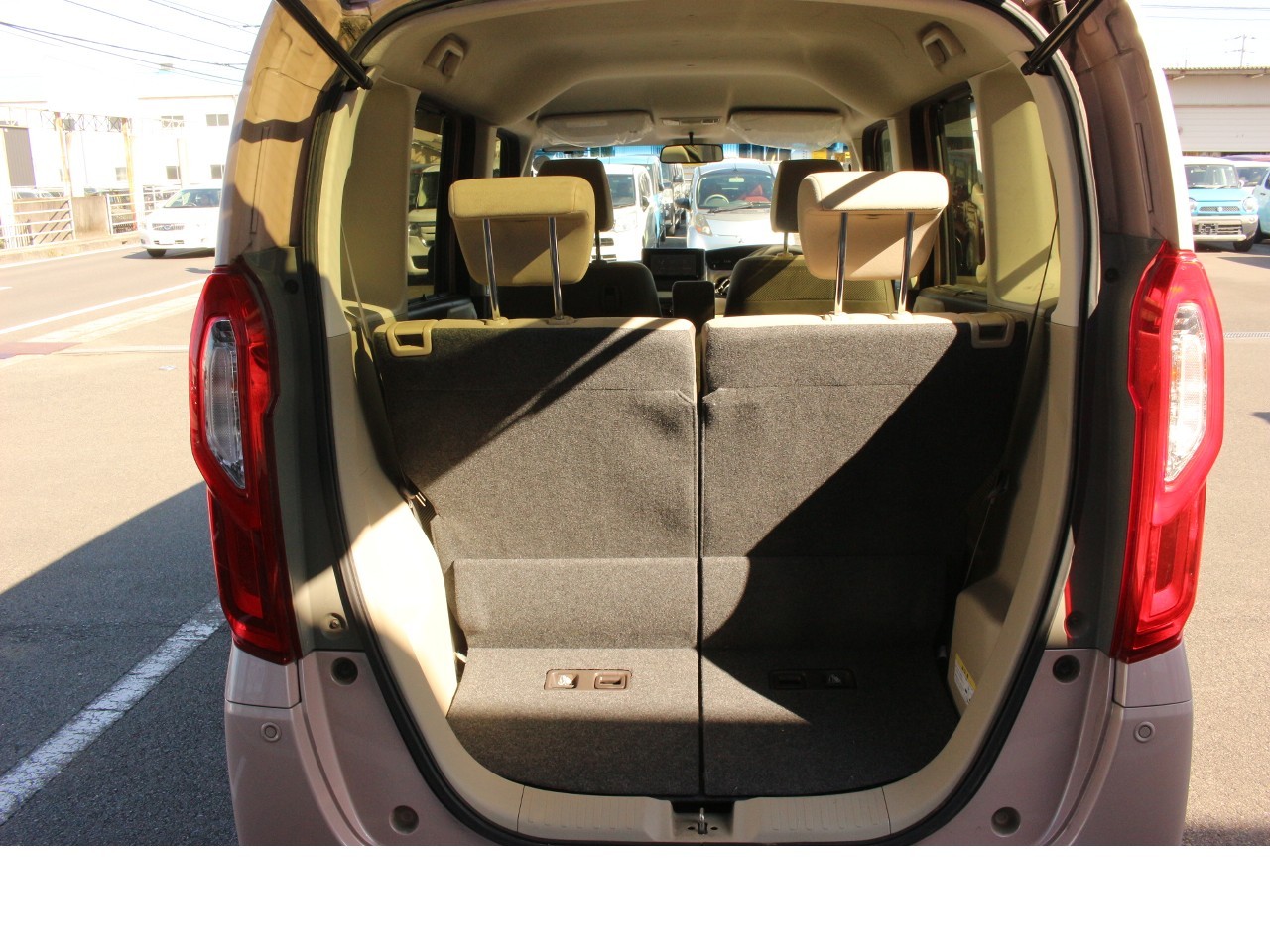 ホンダ N-BOX17枚目