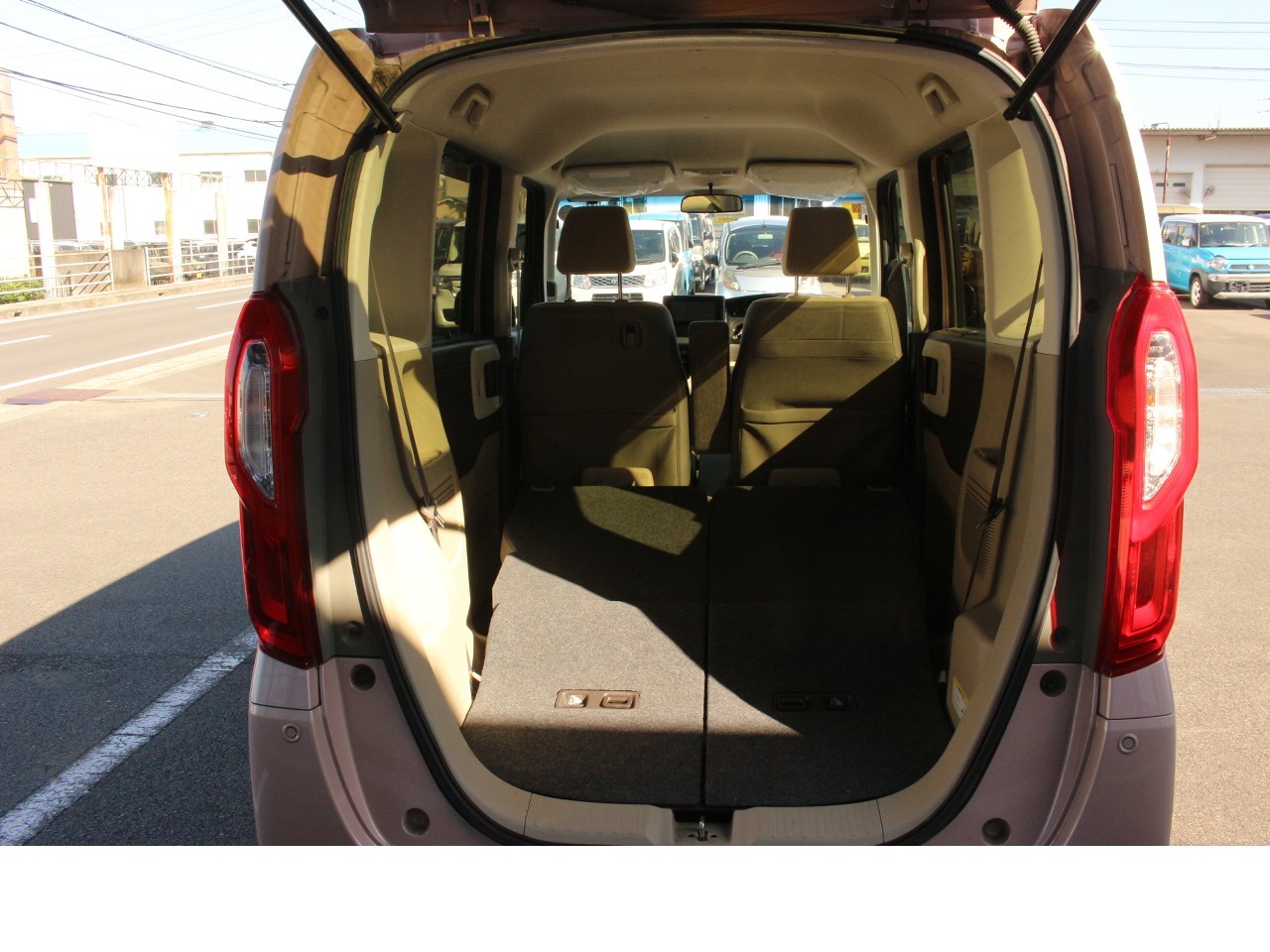 ホンダ N-BOX18枚目