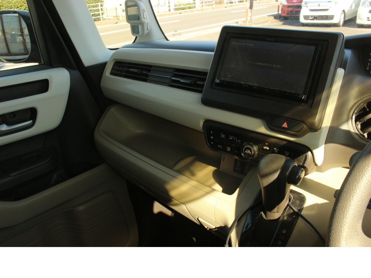 ホンダ N-BOX20枚目