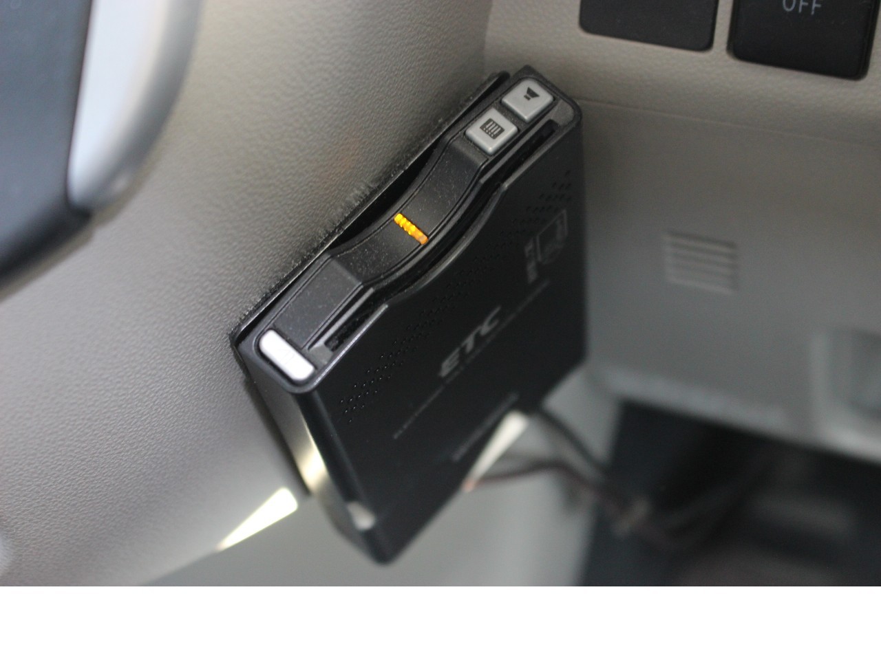 ダイハツ タント6枚目