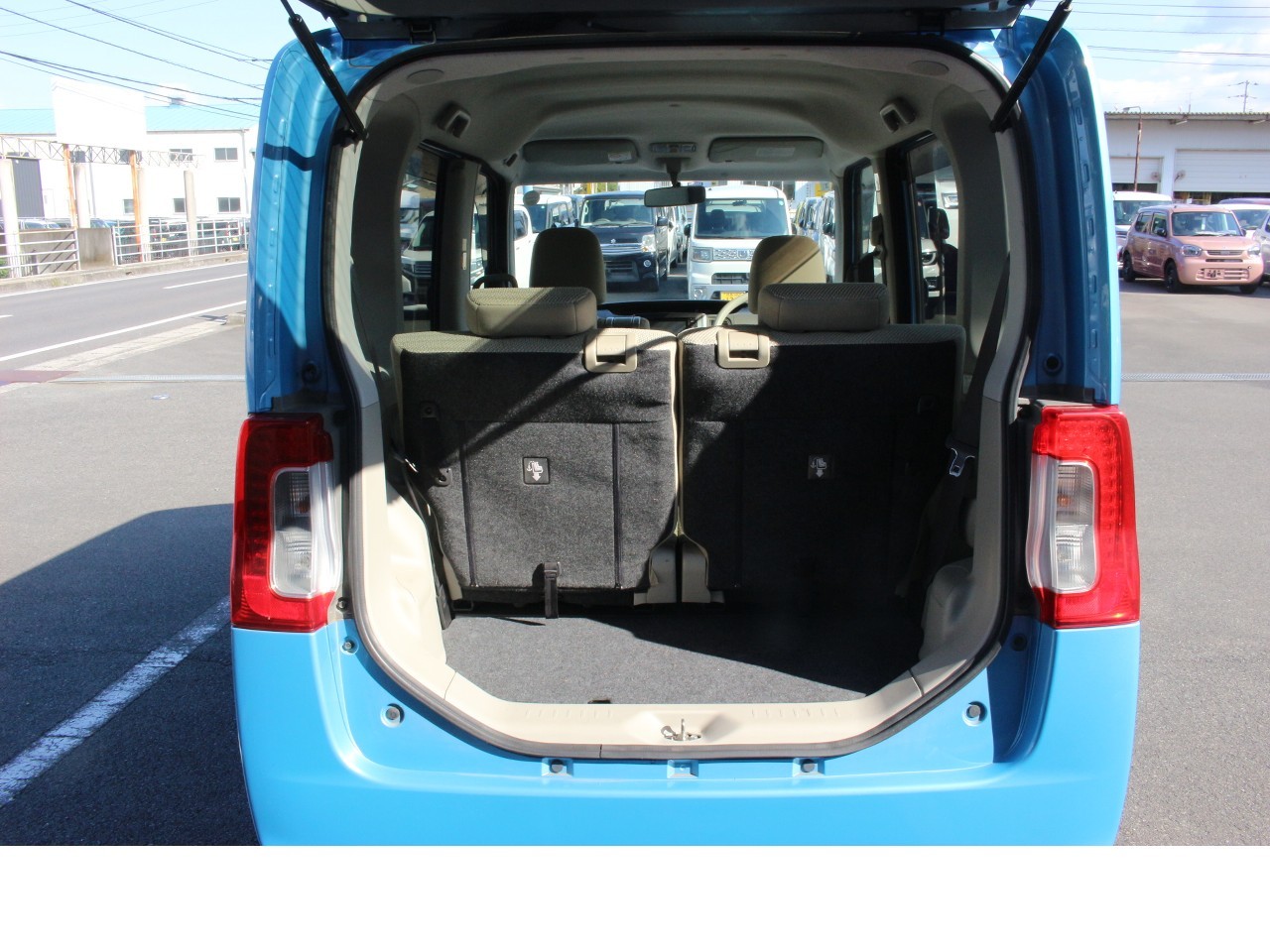 ダイハツ タント14枚目