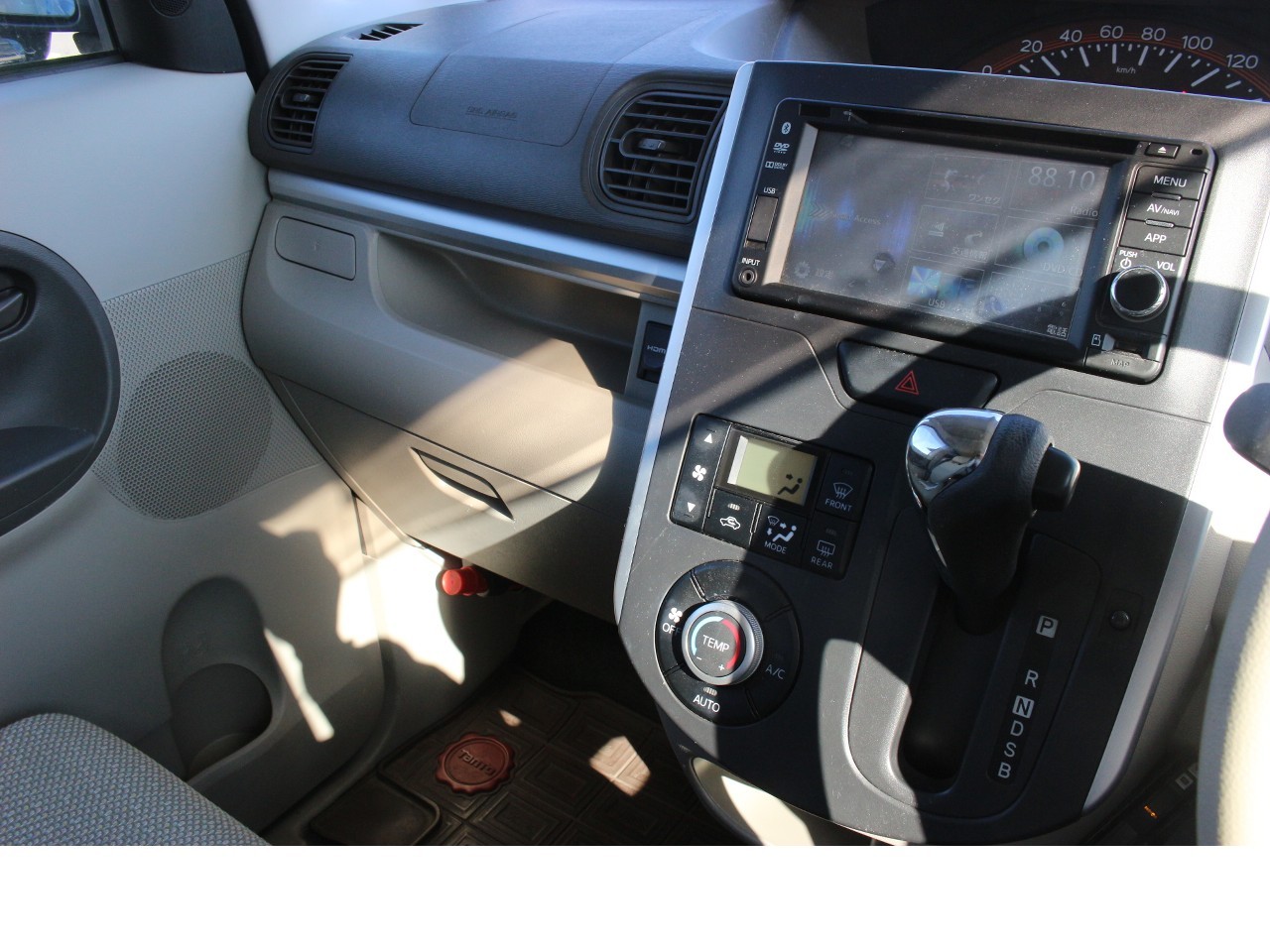 ダイハツ タント19枚目