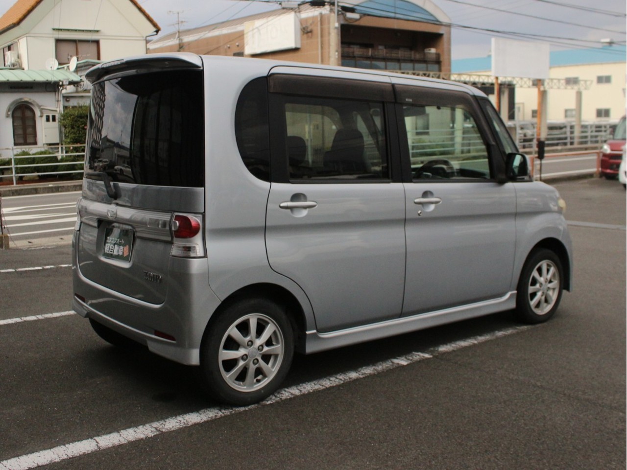 ダイハツ タントカスタム12枚目