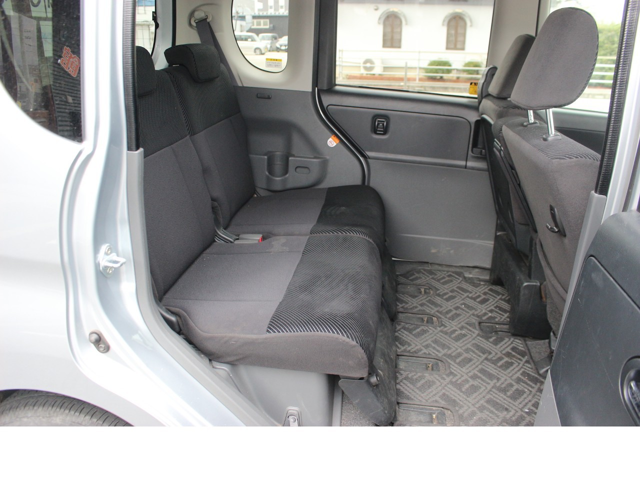 ダイハツ タントカスタム17枚目