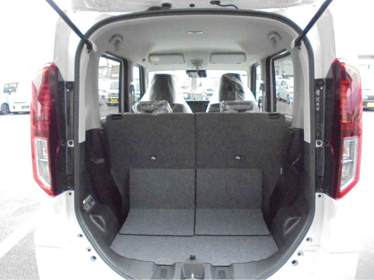 スズキ スペーシア12枚目