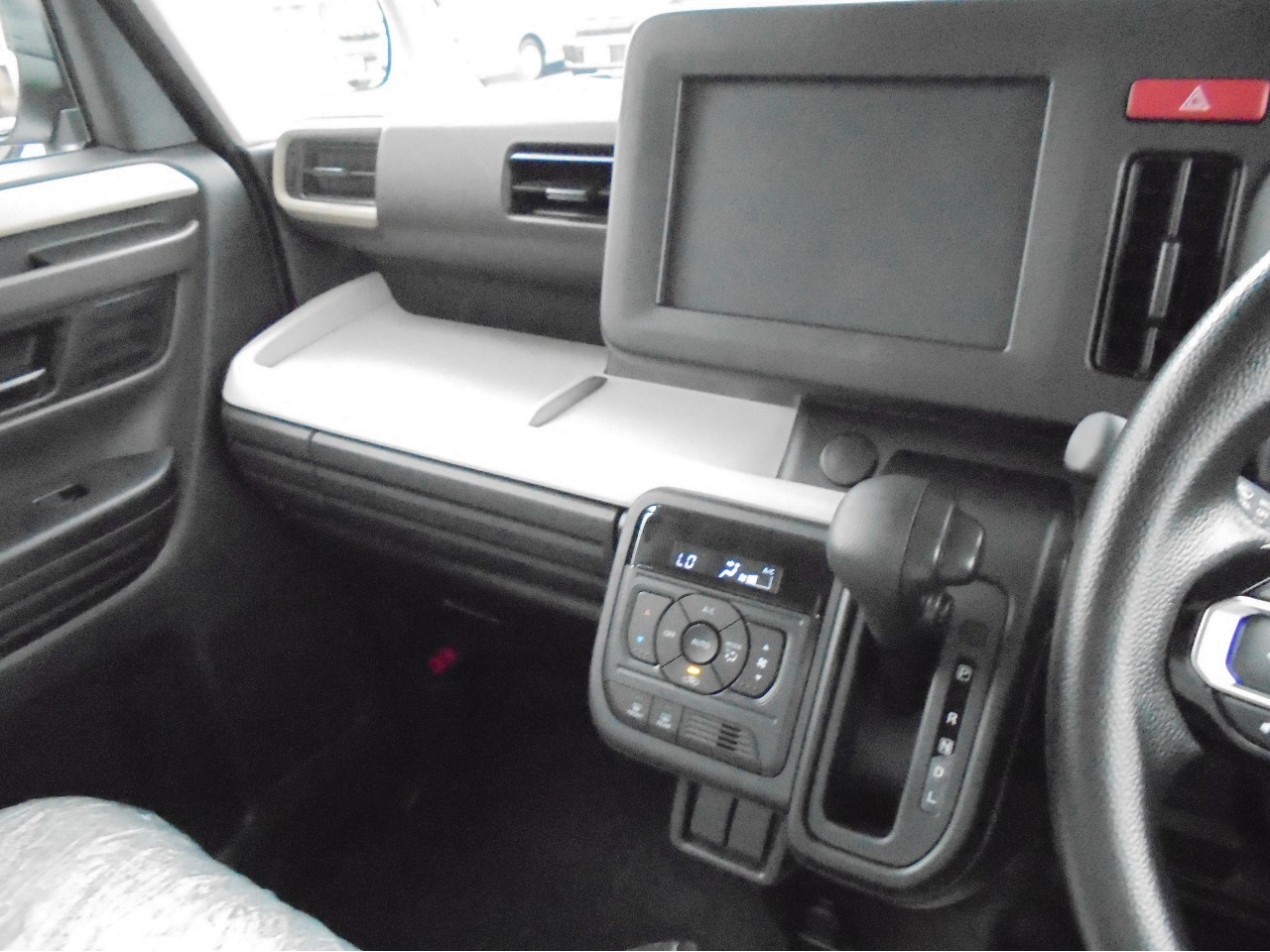 スズキ スペーシア17枚目