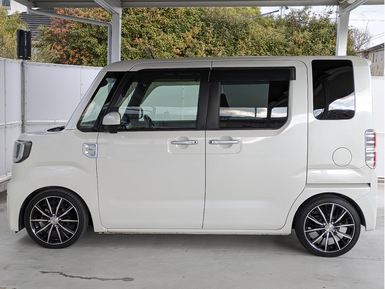 ダイハツ ウェイク4枚目