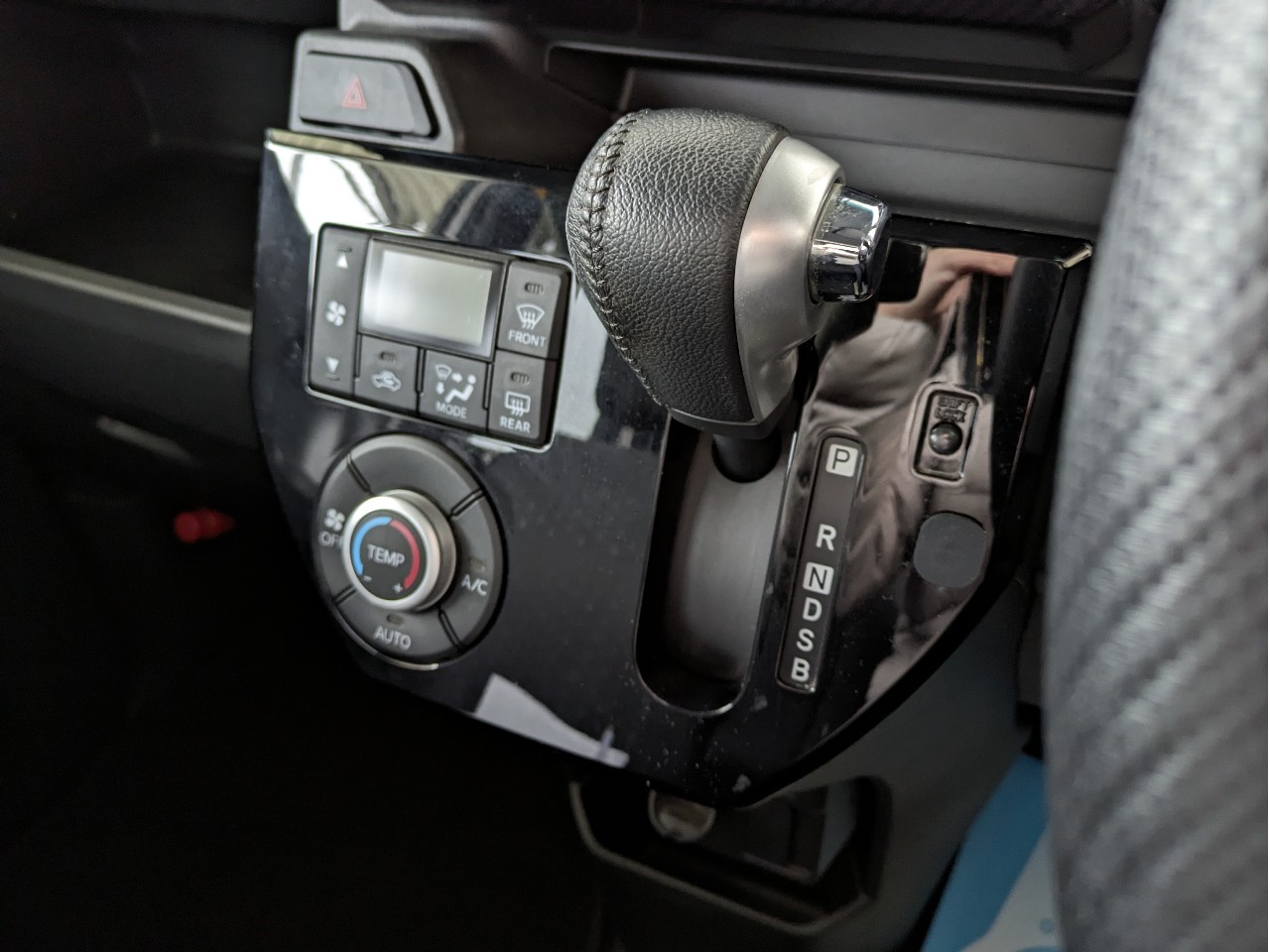 ダイハツ ウェイク16枚目