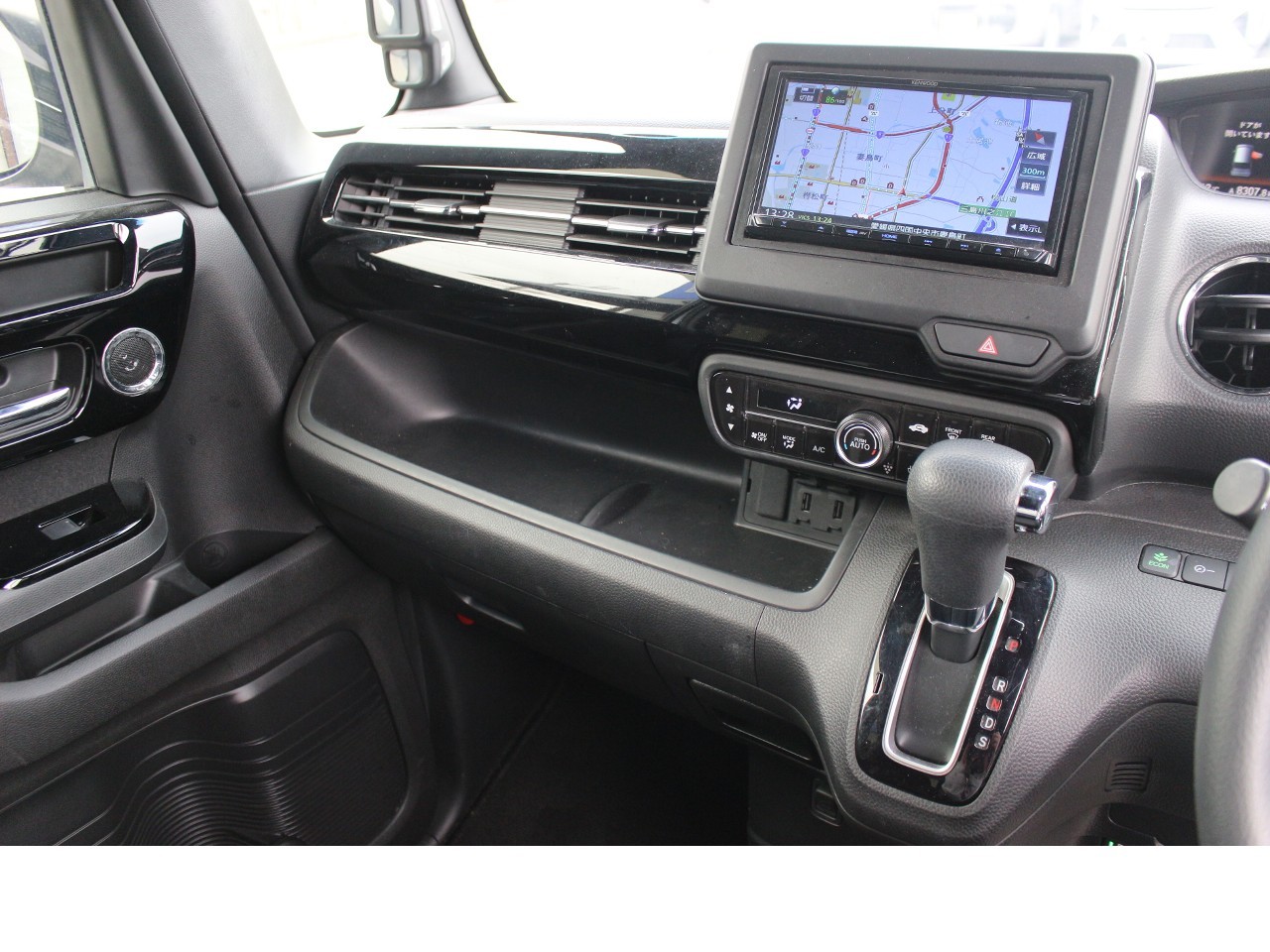 ホンダ N-BOX20枚目