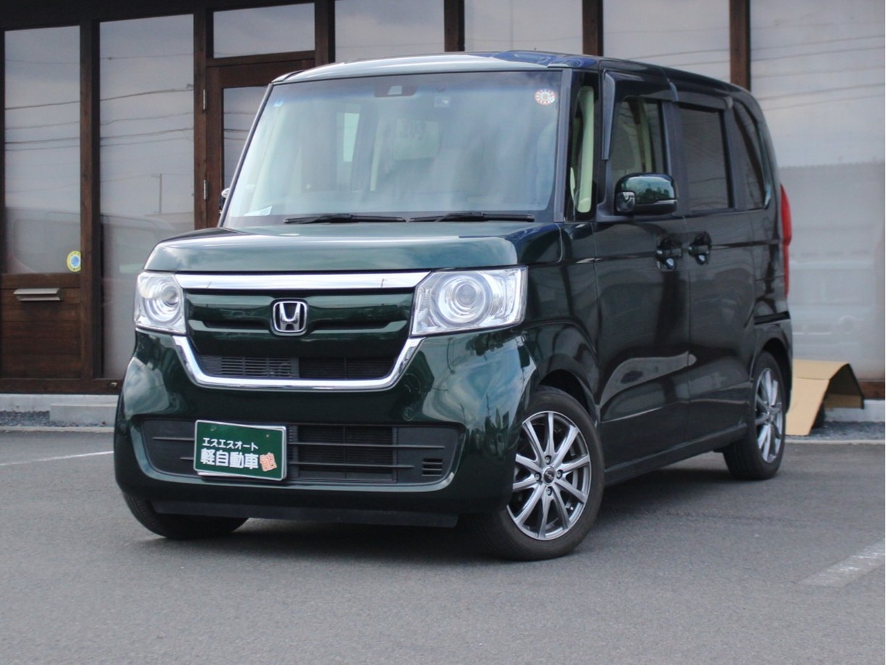 ホンダ N-BOX8枚目