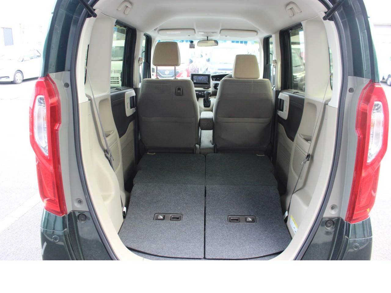 ホンダ N-BOX15枚目