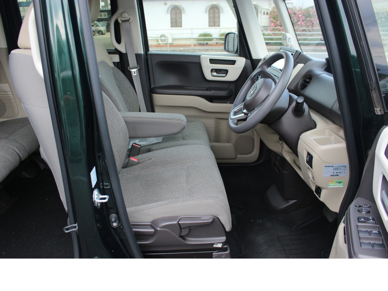 ホンダ N-BOX17枚目