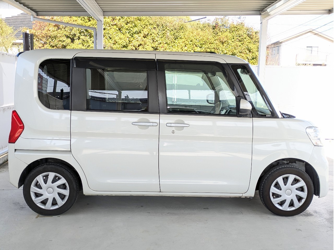 ダイハツ タント4枚目