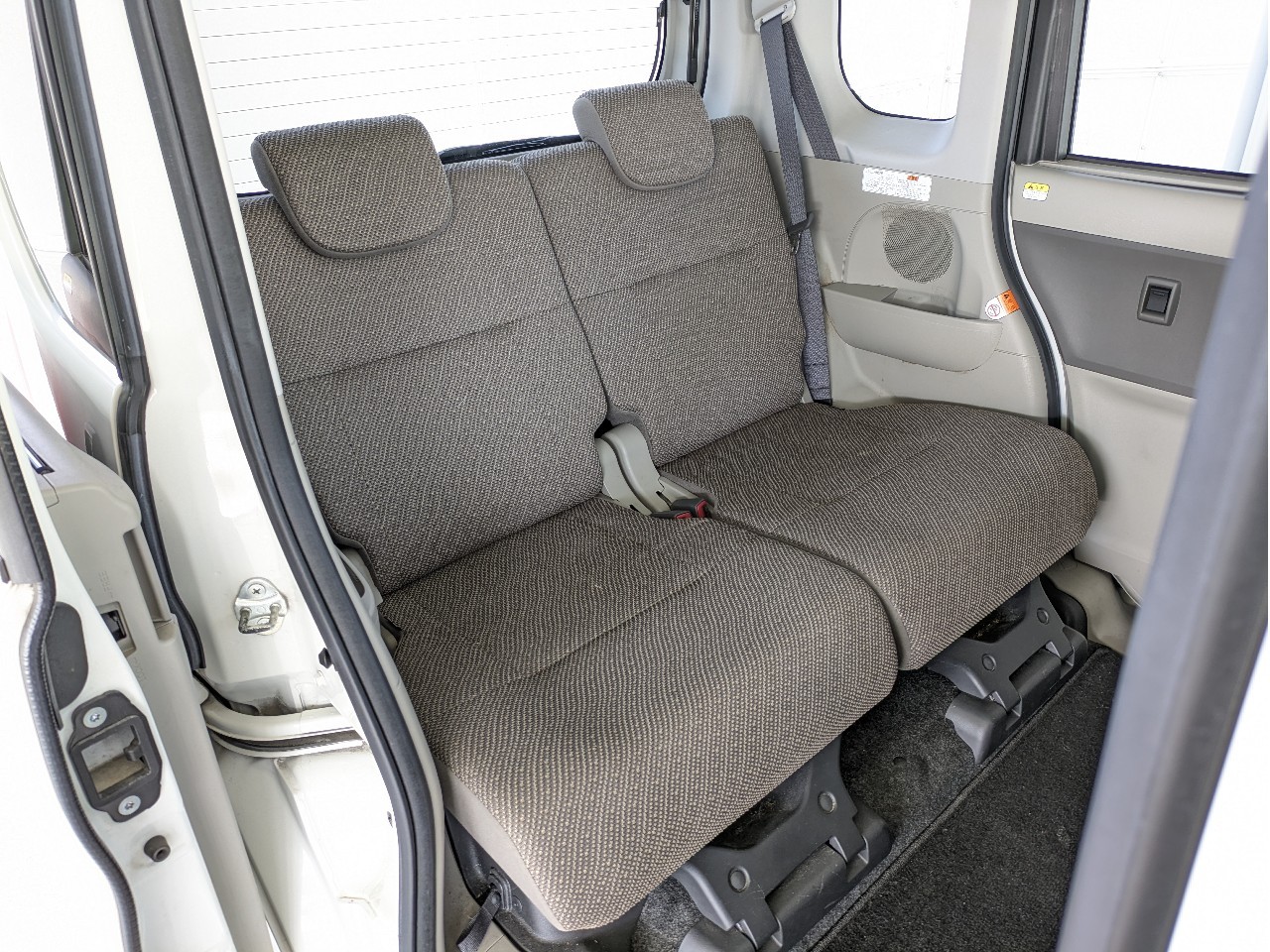 ダイハツ タント7枚目