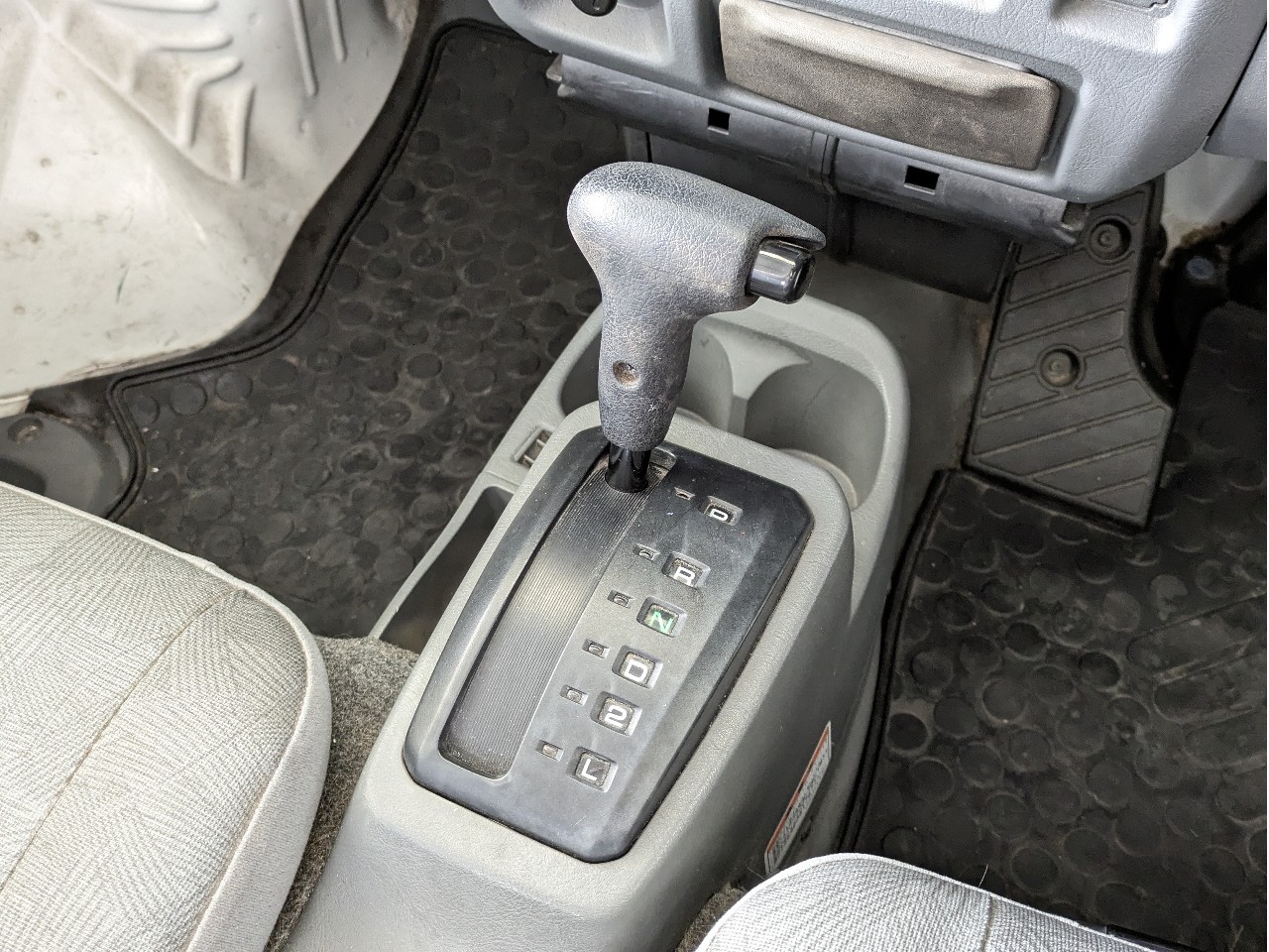 ニッサン クリッパーバン16枚目