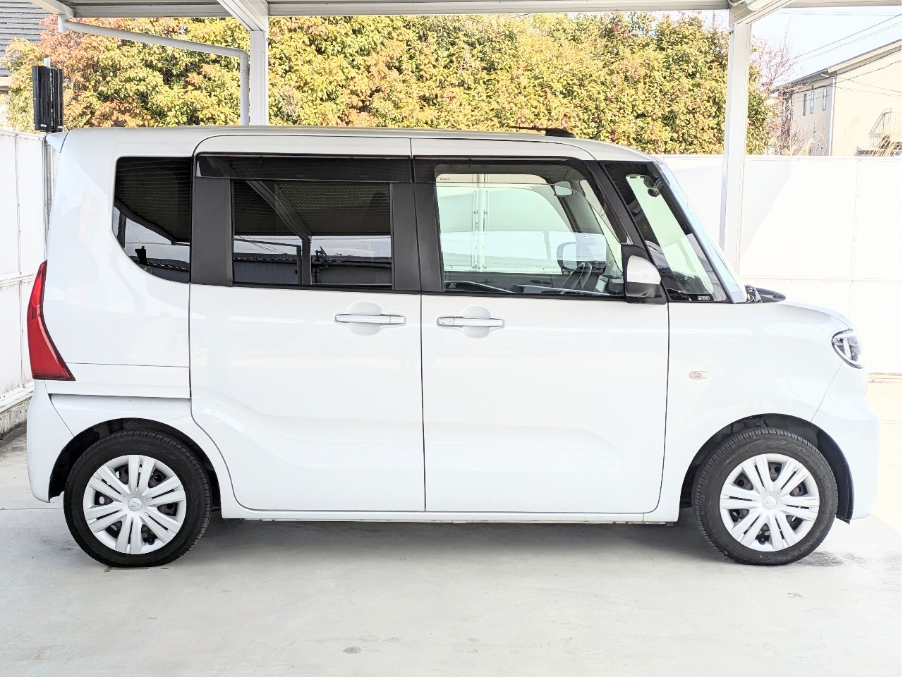 ダイハツ タント4枚目