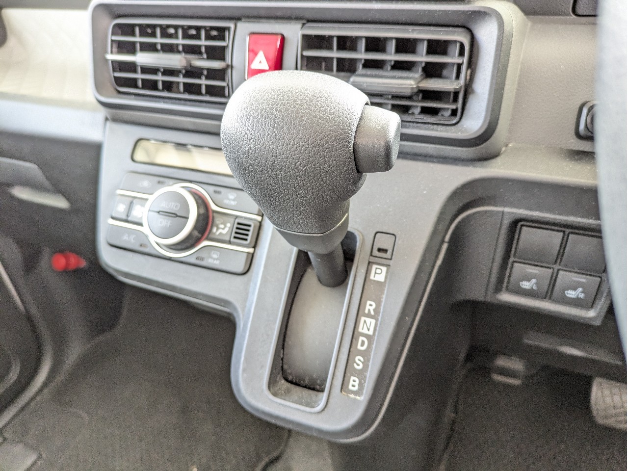 ダイハツ タント16枚目