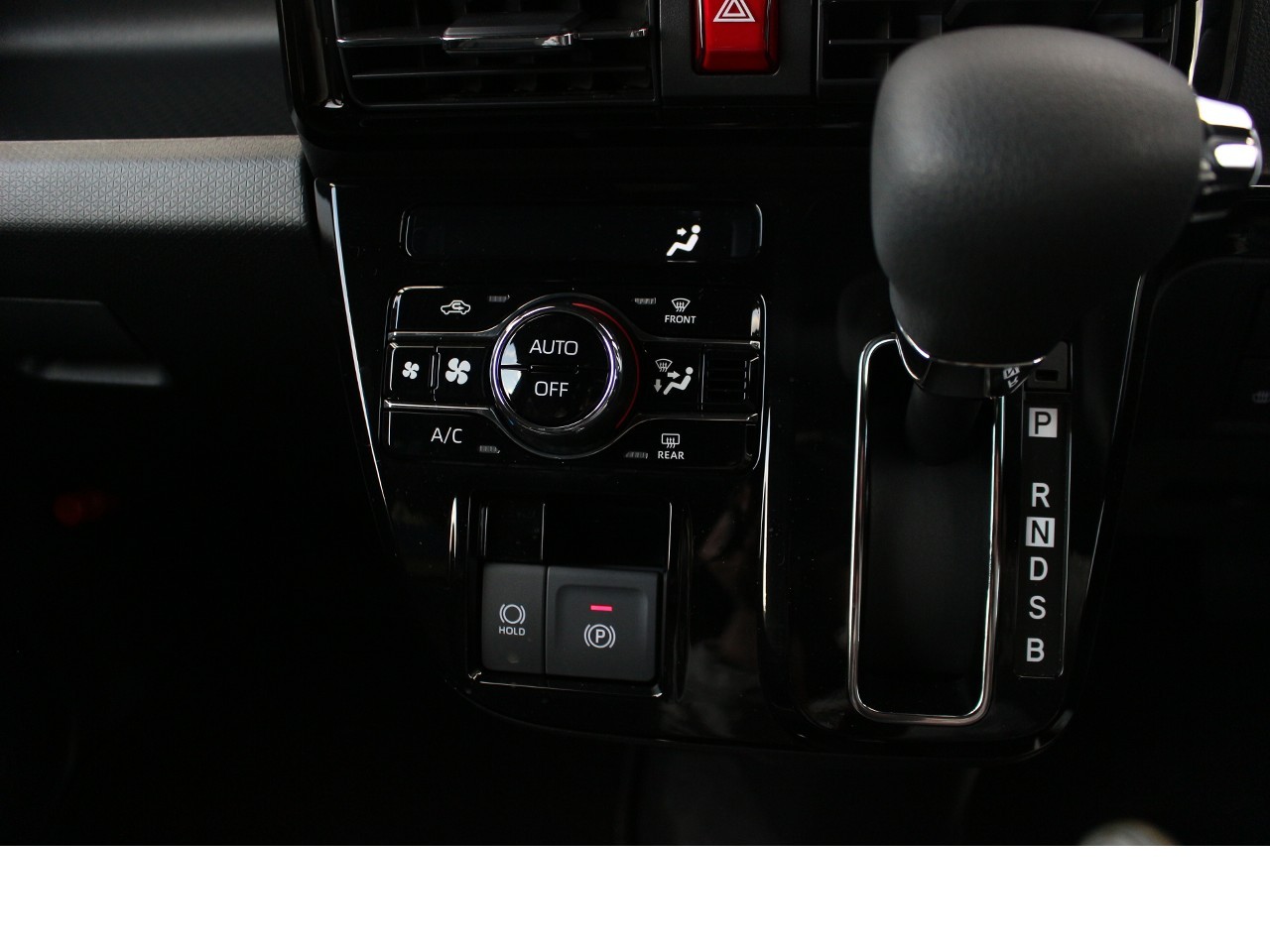 ダイハツ タント18枚目