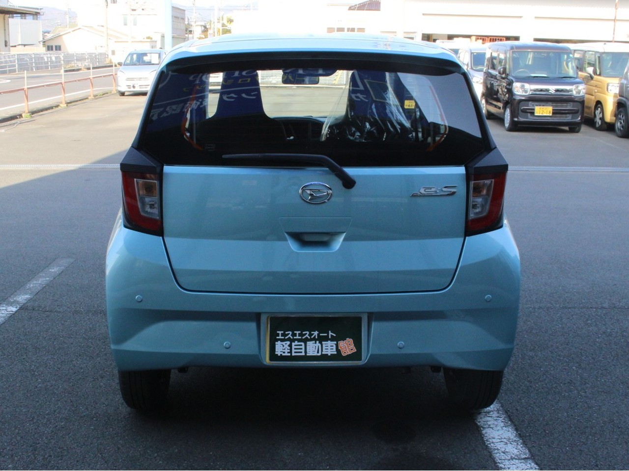 ダイハツ ミライース9枚目