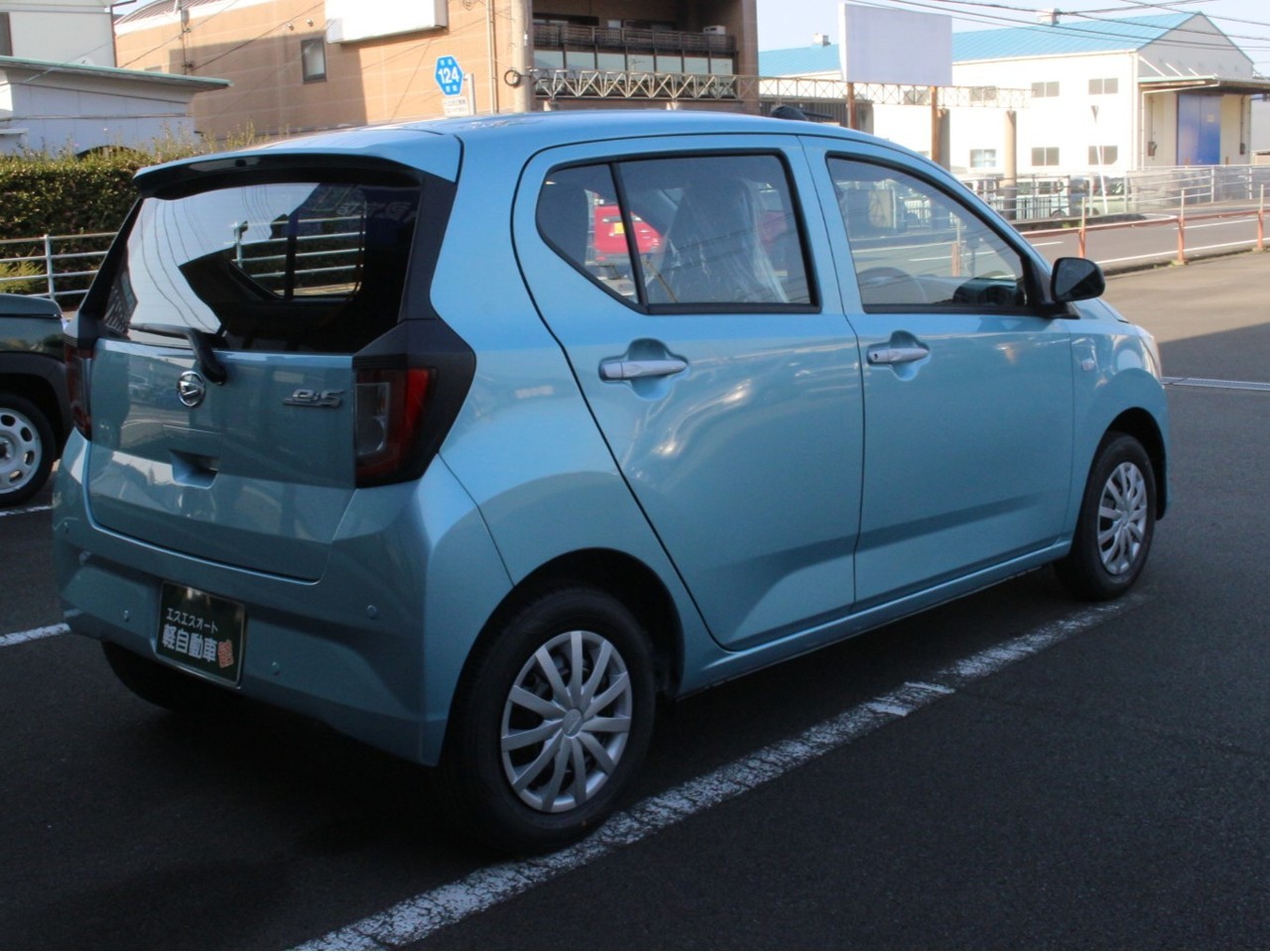 ダイハツ ミライース10枚目