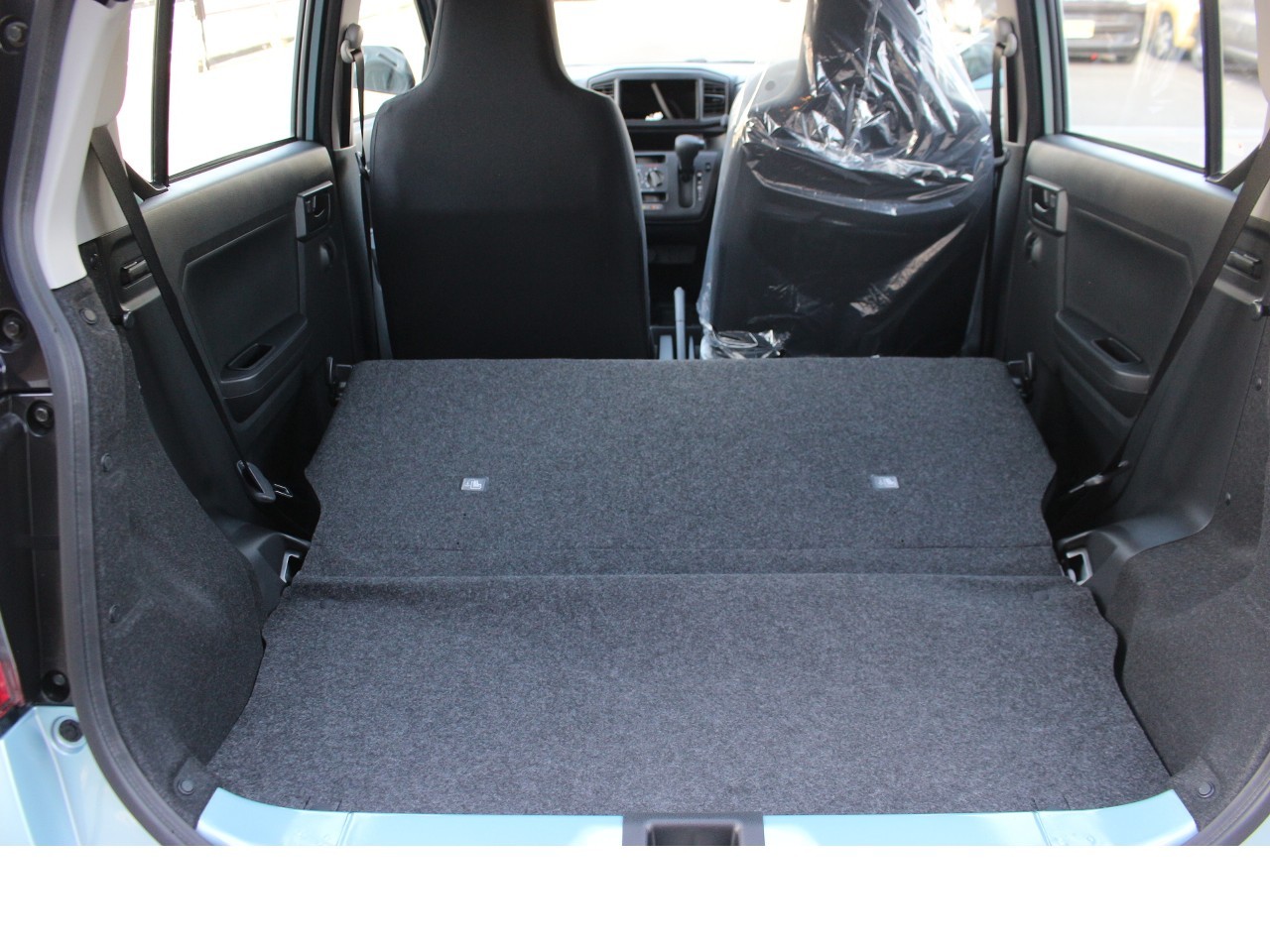 ダイハツ ミライース12枚目