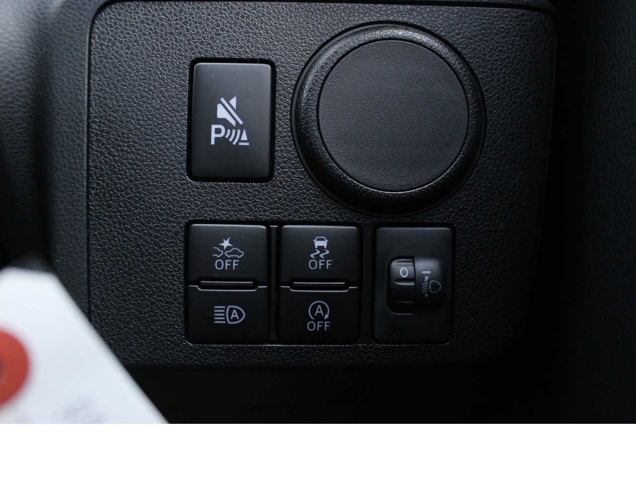 ダイハツ ミライース18枚目